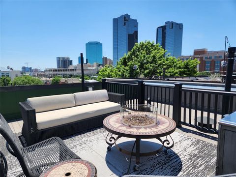 612 Skyline Bluff Drive Fort Worth TX 76102