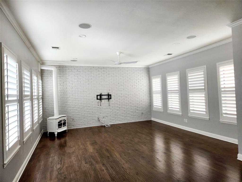 612 Skyline Bluff Drive