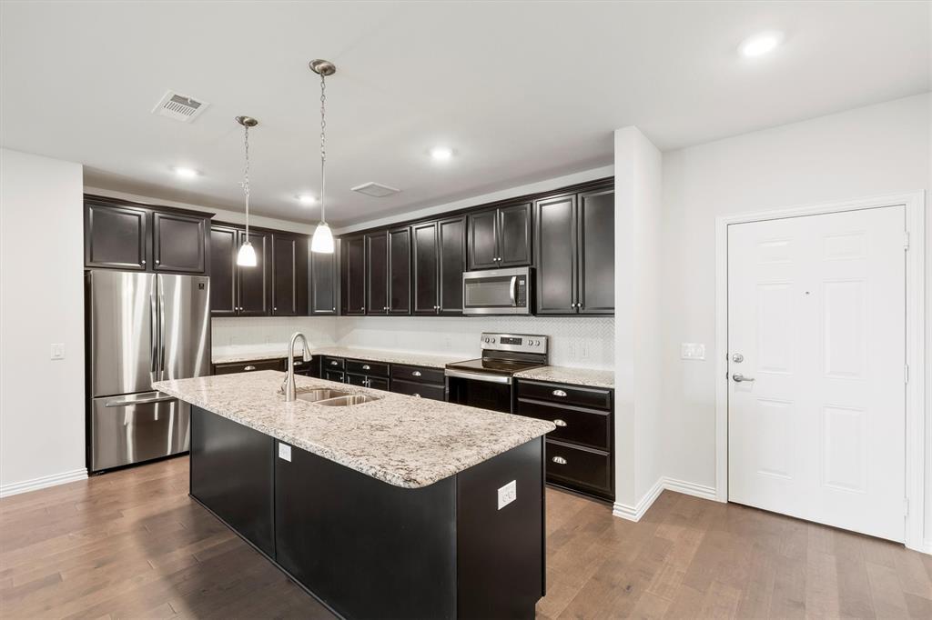 651 N Watters Road 7202