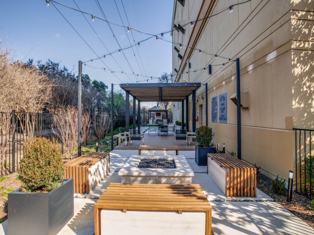 The Travis at Knox Condos - Residential