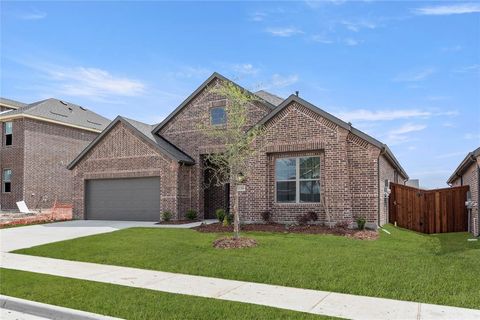 1306 Parkdale Street Forney TX 75126