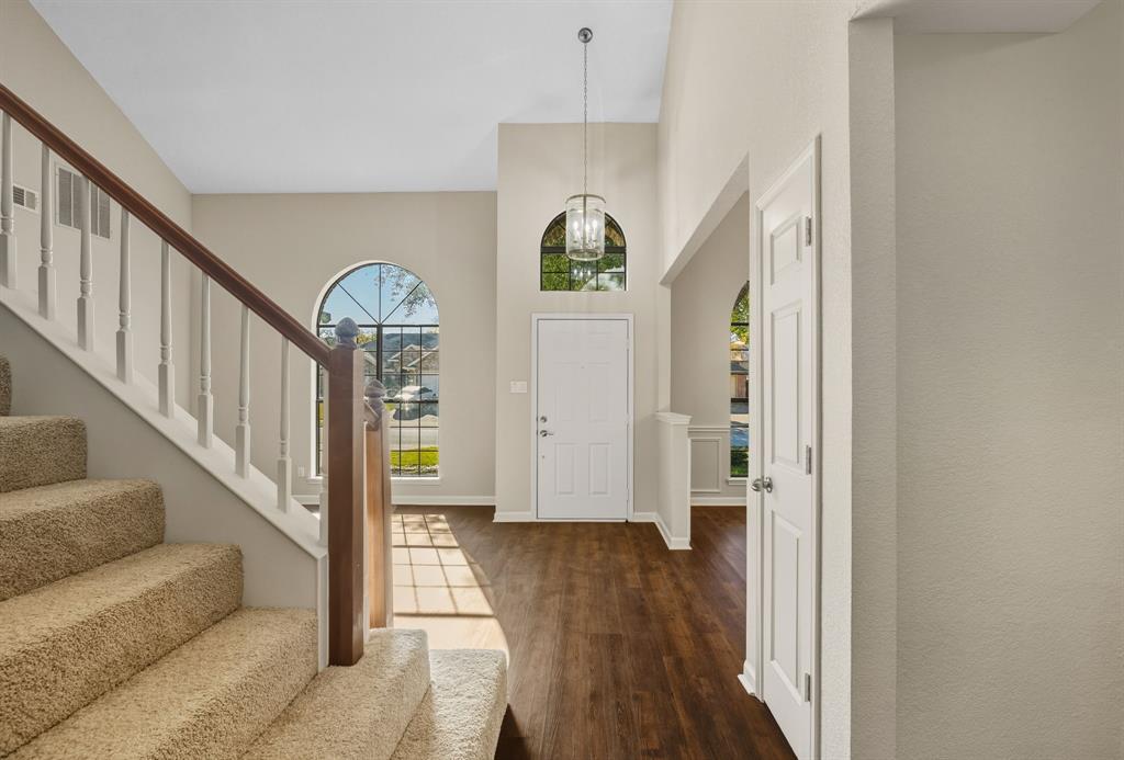 2116 S Winding Creek Drive