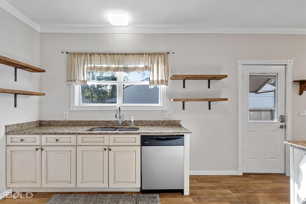 BROADMOOR - Residential