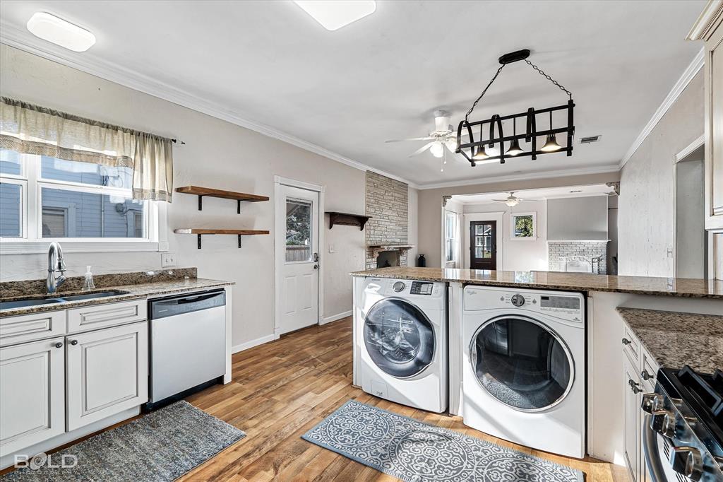 BROADMOOR - Residential