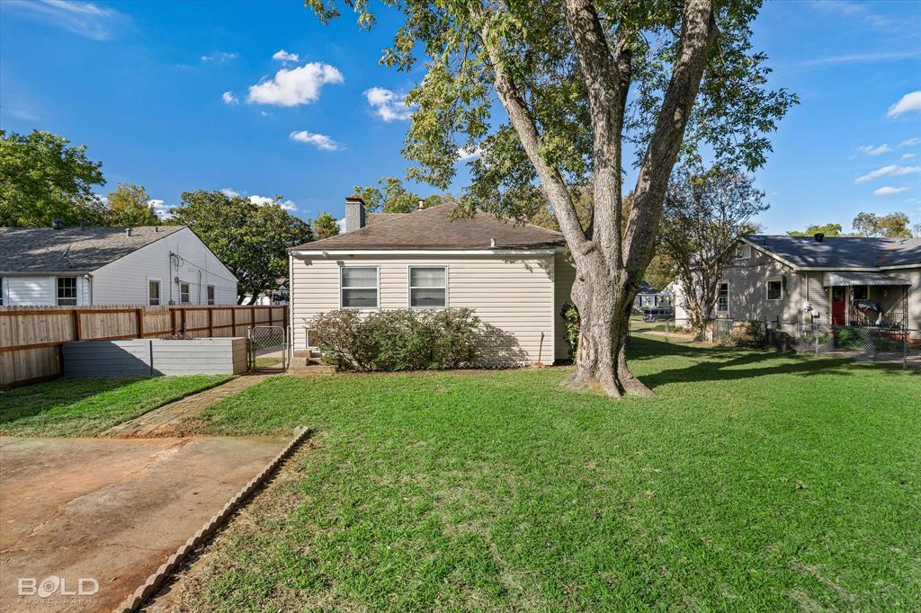 BROADMOOR - Residential