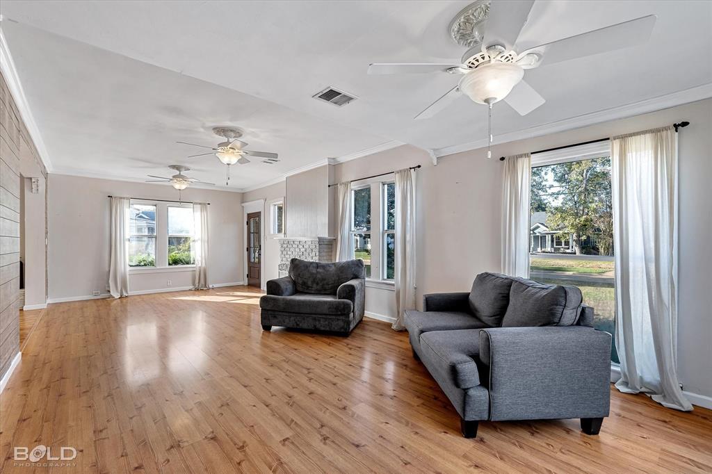 BROADMOOR - Residential