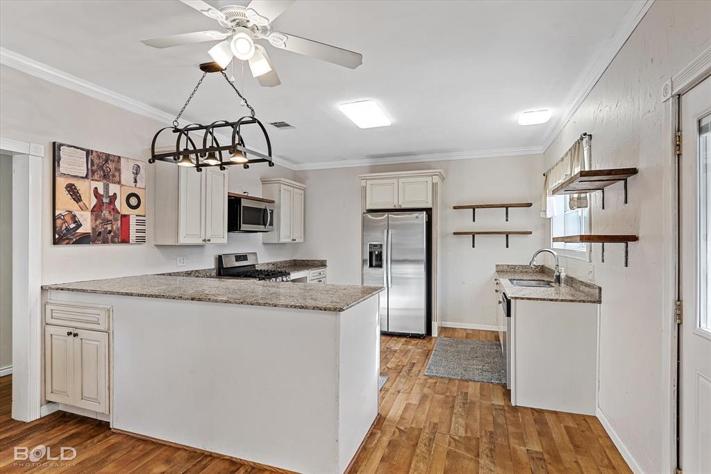 BROADMOOR - Residential