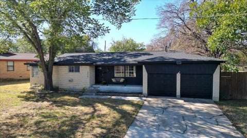 Photo of 5920 Tourist Drive, North Richland Hills, TX 76117 (MLS # 21406227)