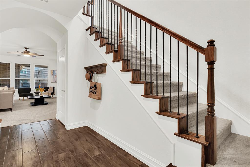 317 Kennewick Drive
