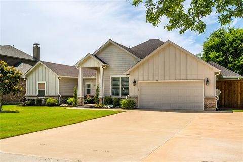 Photo of 7304 Carol Drive, Greenville, TX 75402 (MLS # 21264993)