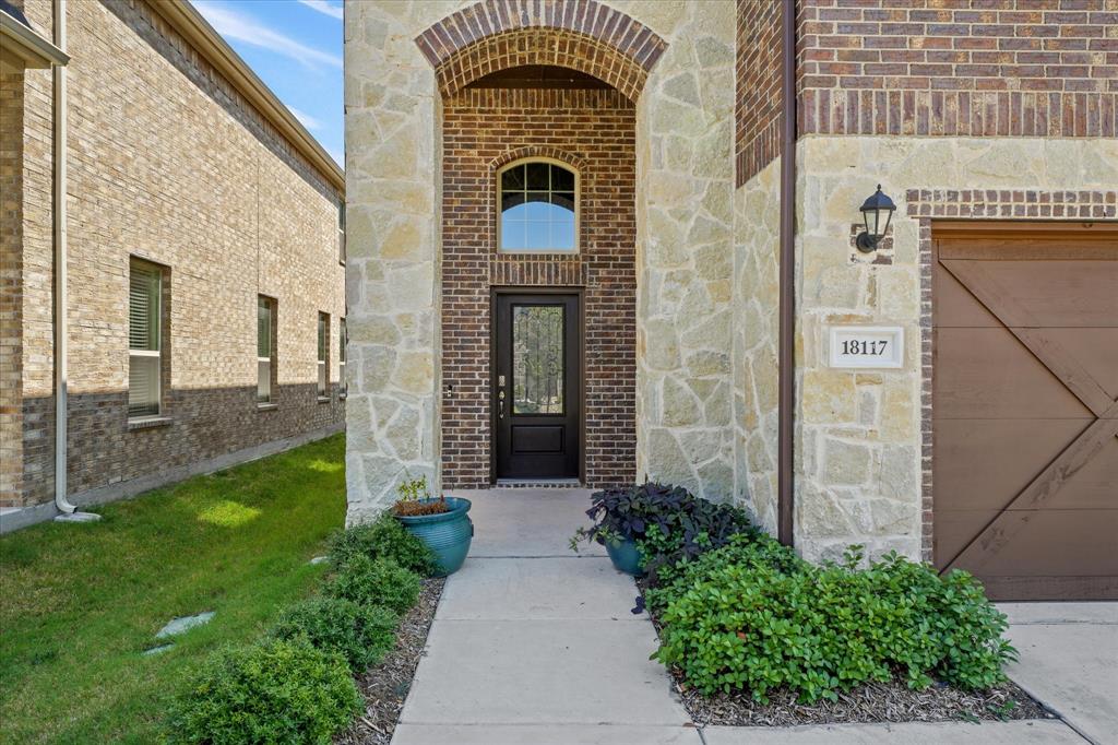 18117 Lakefront Court