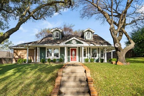 Photo of 1141 Bayshore Drive, Rockwall, TX 75087 (MLS # 21209721)