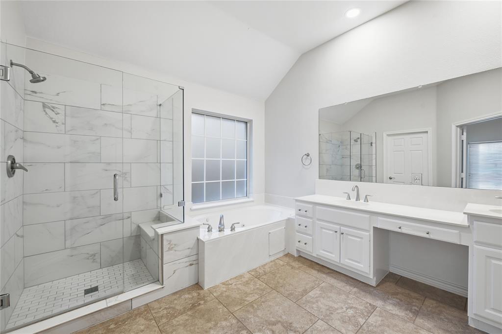 Flower Mound, Texas 75022, United States, 4 Bedrooms Bedrooms, ,2 BathroomsBathrooms,Residential,Pending,250993