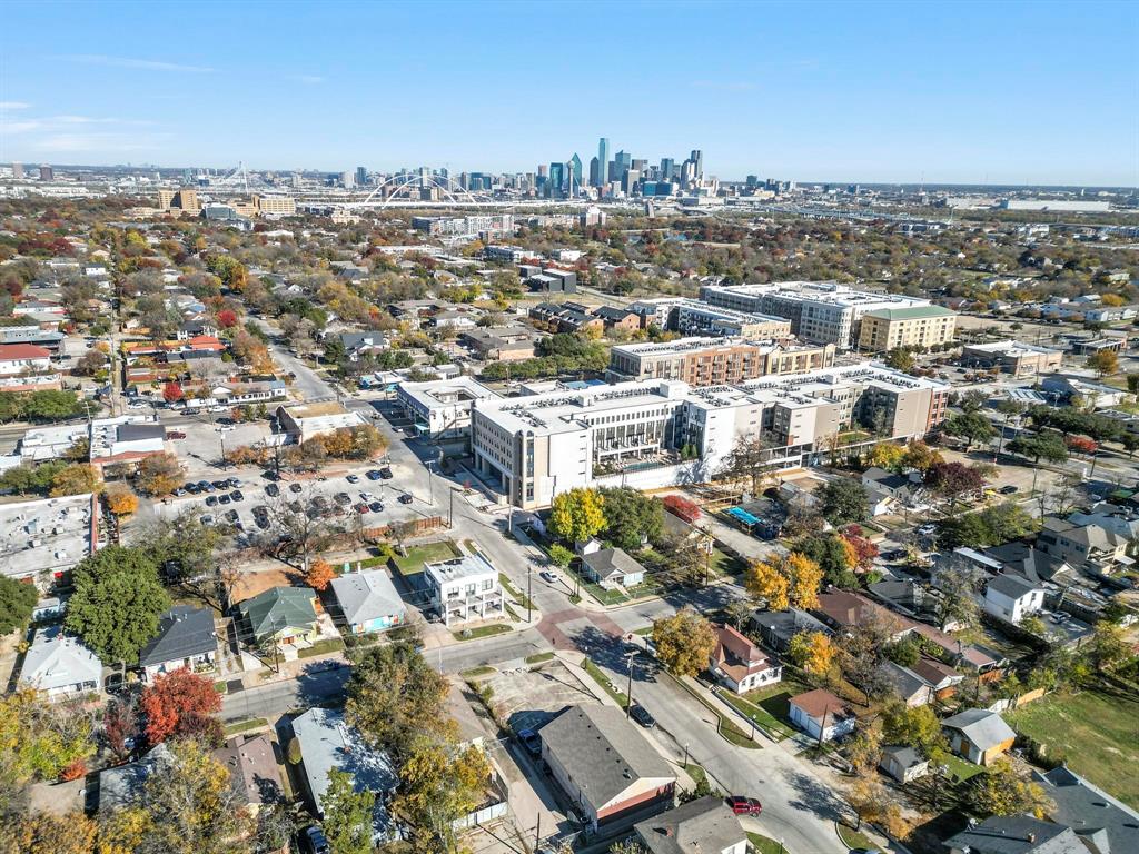 Dallas Land & Loan 02 - Commercial Sale