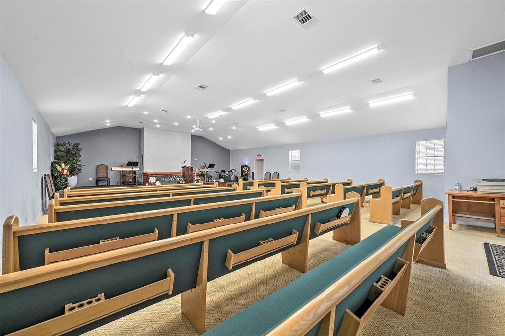 Dallas Land & Loan 02 - Commercial Sale