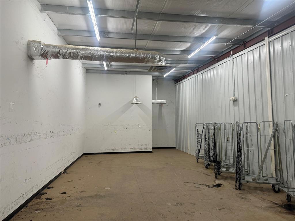 Central Deleon - Commercial Sale