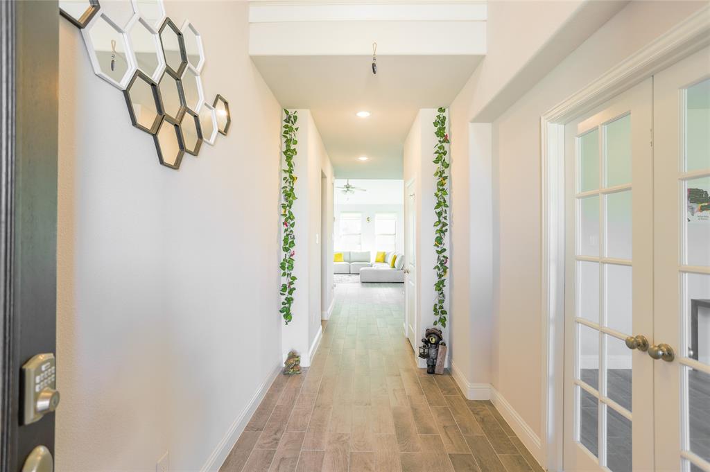 412 Christie Crossing