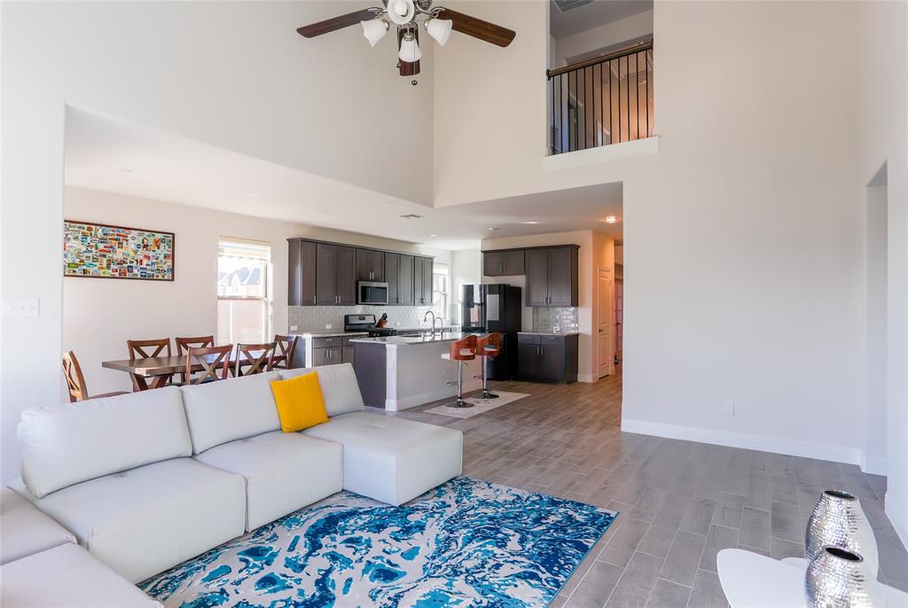 412 Christie Crossing