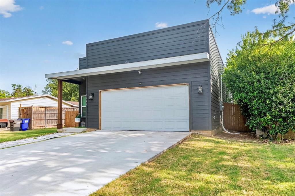 2646 Greenhurst Drive