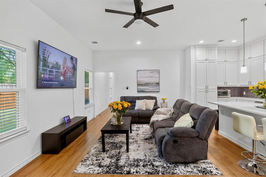 2646 Greenhurst Drive