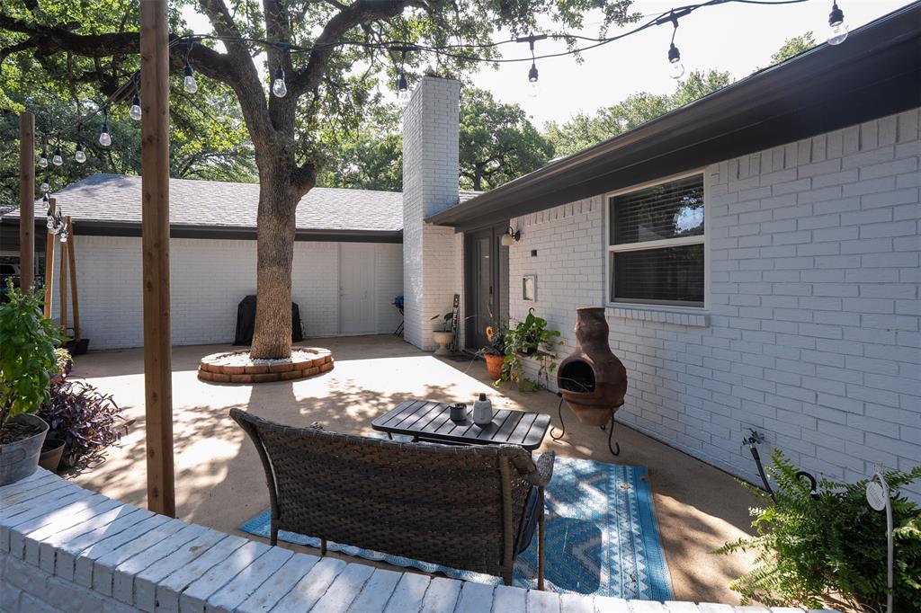2005 Burleson Retta Road
