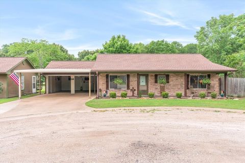 111 Dogwood Place Van TX 75790