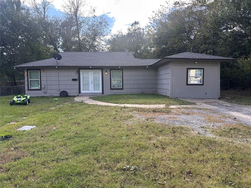 Great Investment opportunity whether you are looking for a rental property for you portfolio or your next rehab property. 
Seller is selling AS-IS.
OWNER Financing Available with 15-20% down.