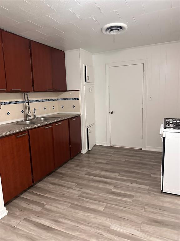 Stocks-Blk 598 - Residential