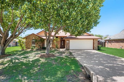 310 Newfield Street, Venus, TX 76084 - #: 20634577