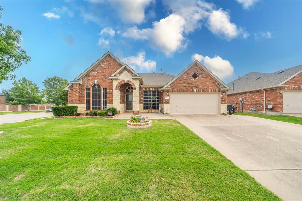 5104 Swainsons Hawk Lane