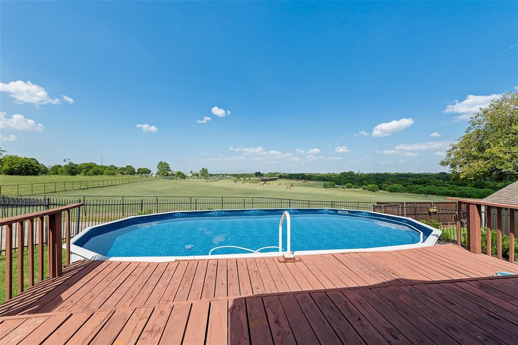 1917 Meadowview Drive