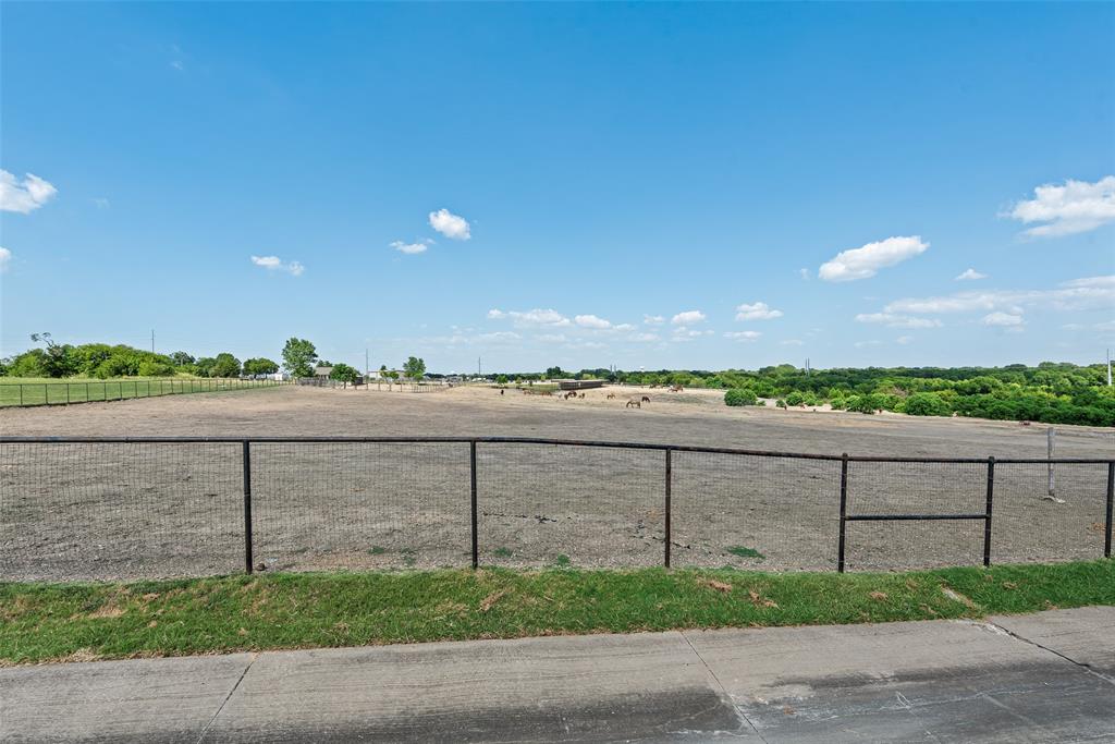 1917 Meadowview Drive