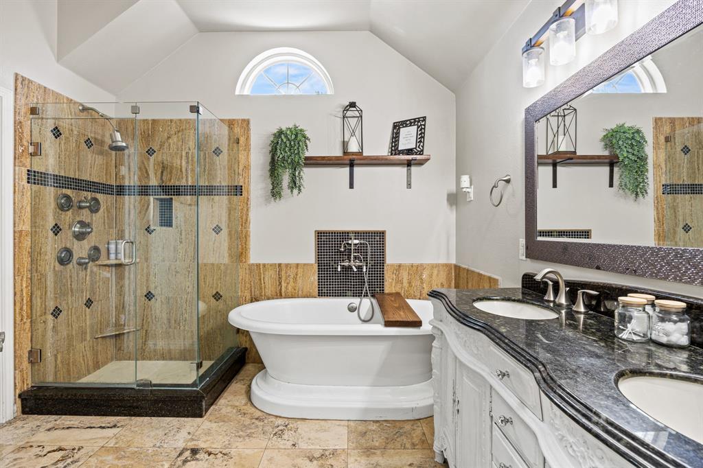 A0140 J W LOVE, TRACT 11, ACRES 5 - Residential