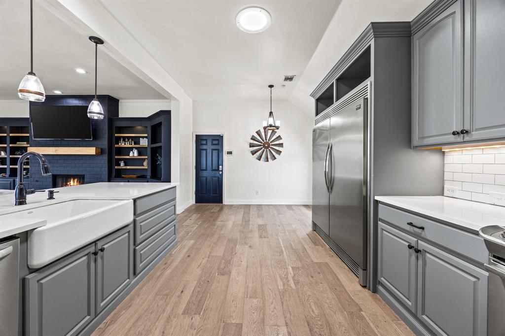 A0140 J W LOVE, TRACT 11, ACRES 5 - Residential