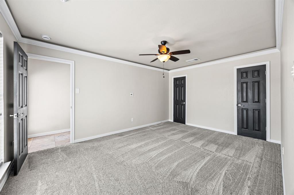 A0140 J W LOVE, TRACT 11, ACRES 5 - Residential