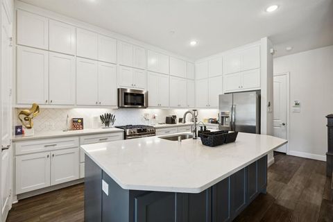 1885 Wittington Place Farmers Branch TX 75234