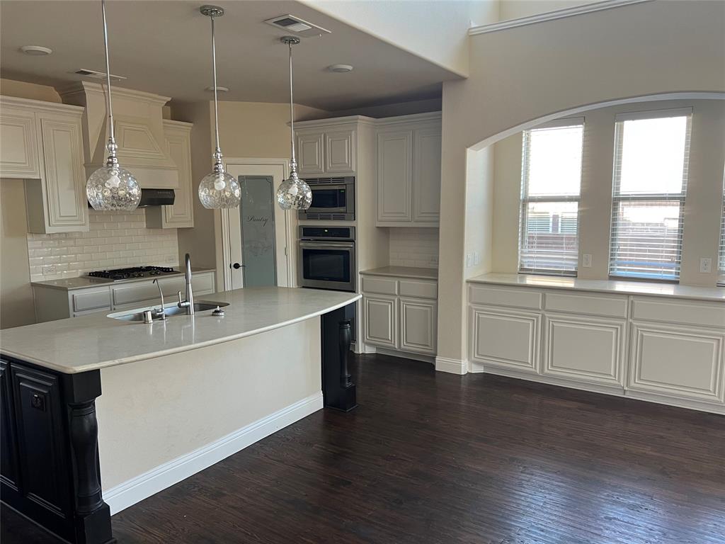 1319 Lantern Faith Drive