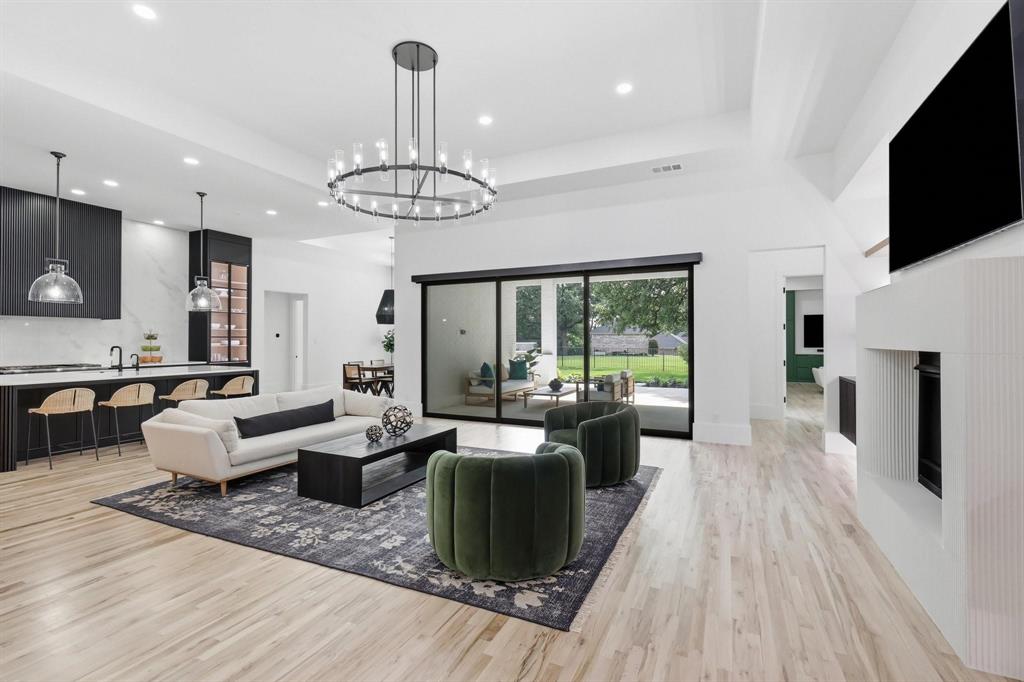 4500 Saddlewood Drive