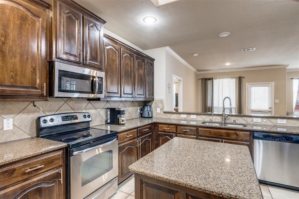 Deer Creek Arlington - Residential