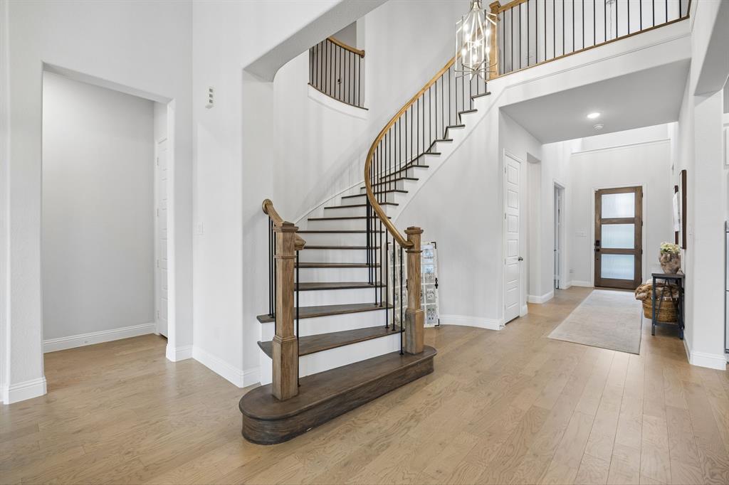 1903 Green Jasper Place