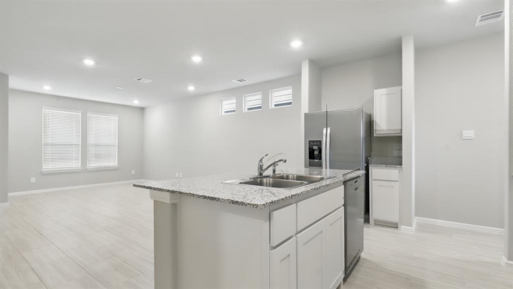 Orchard Vlg - Residential Lease