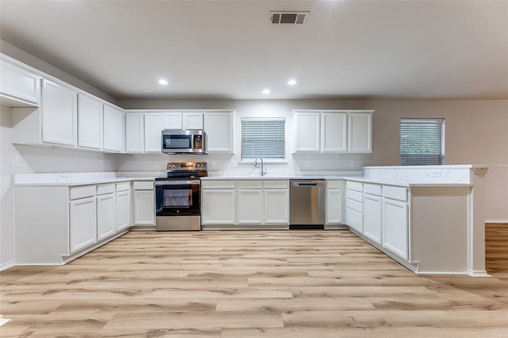 Fossil Hill Estates - Residential