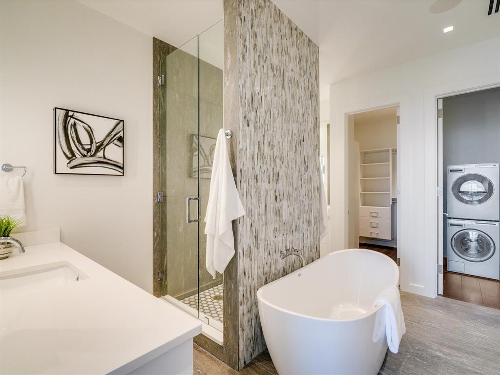 Residences at Stoneleigh Condos - Residential