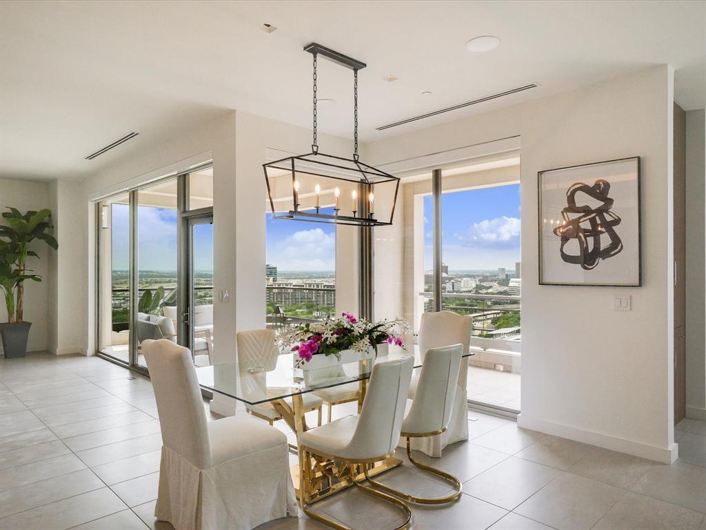 Residences at Stoneleigh Condos - Residential