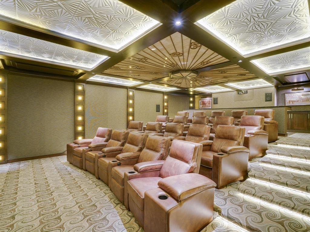 Residences at Stoneleigh Condos - Residential