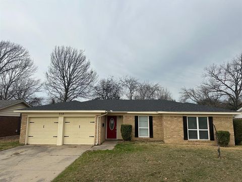 712 Sue Ann Lane Burleson TX 76028