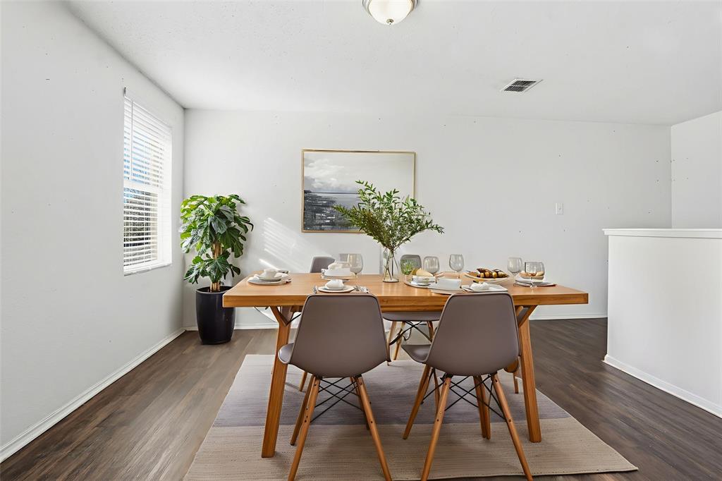 1404 Cherokee Rose Lane