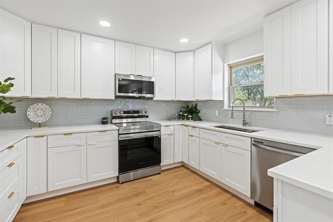 2116 Tamworth Court Bedford TX 76021