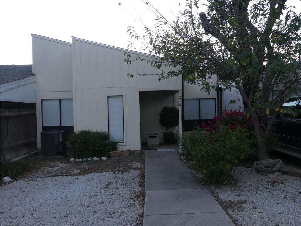 MLS: 20889412