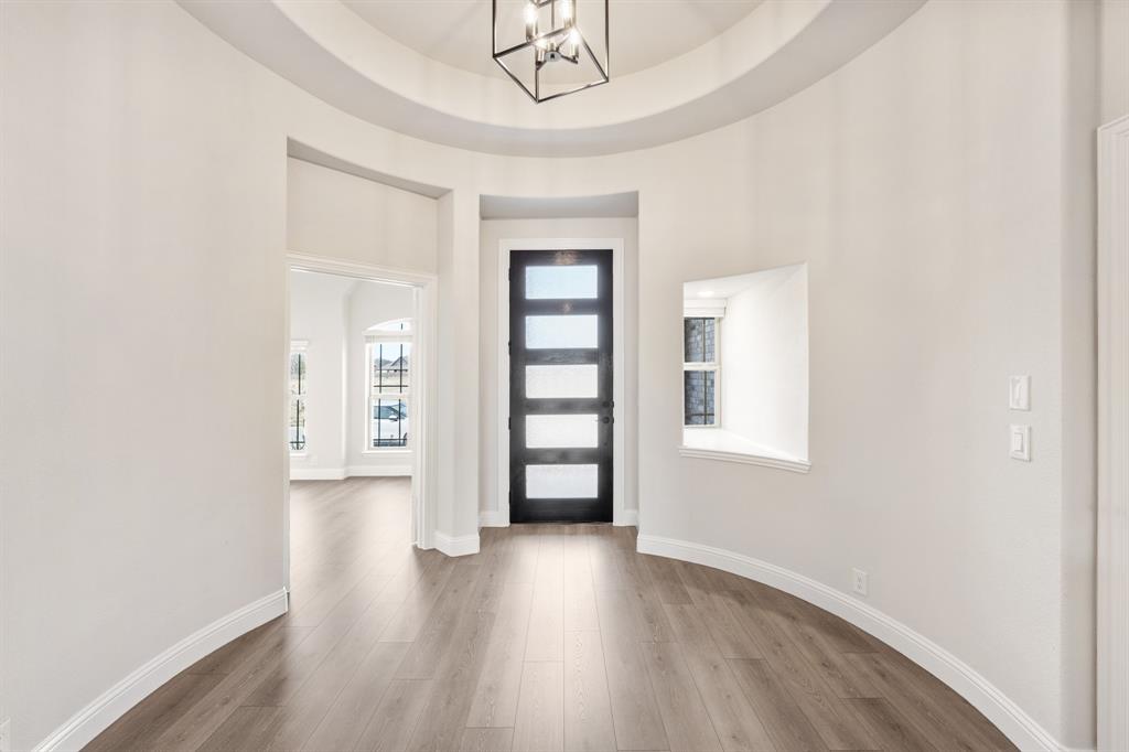 3352 Hollow Falls Place